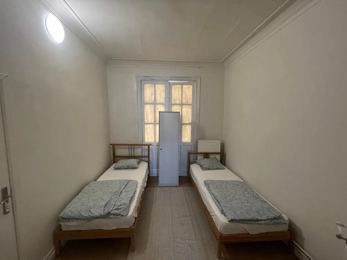 Homestay Bkenkember Apart Apartment Antwerp